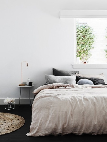 Στο υπνοδωμάτιο