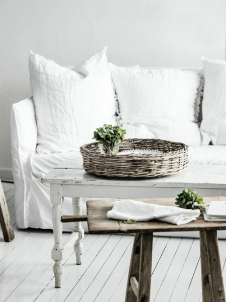 ALL WHITE EVERYTHING